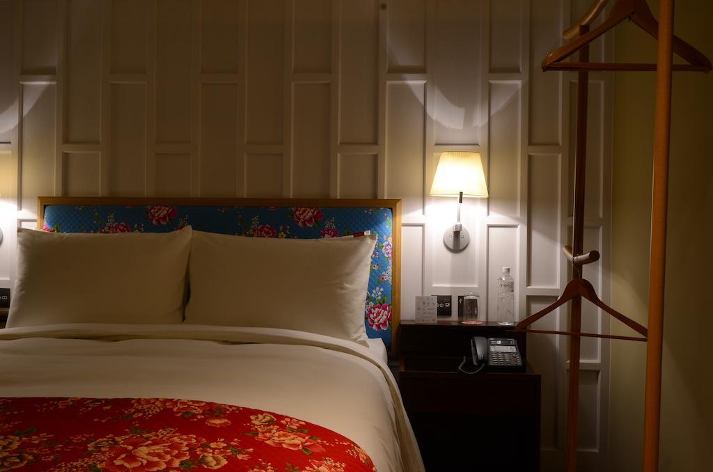 Reddot Hotel Taichung Eksteriør billede