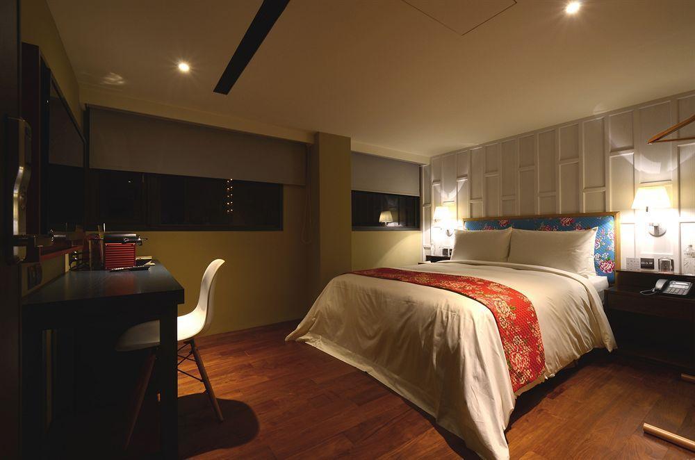Reddot Hotel Taichung Eksteriør billede