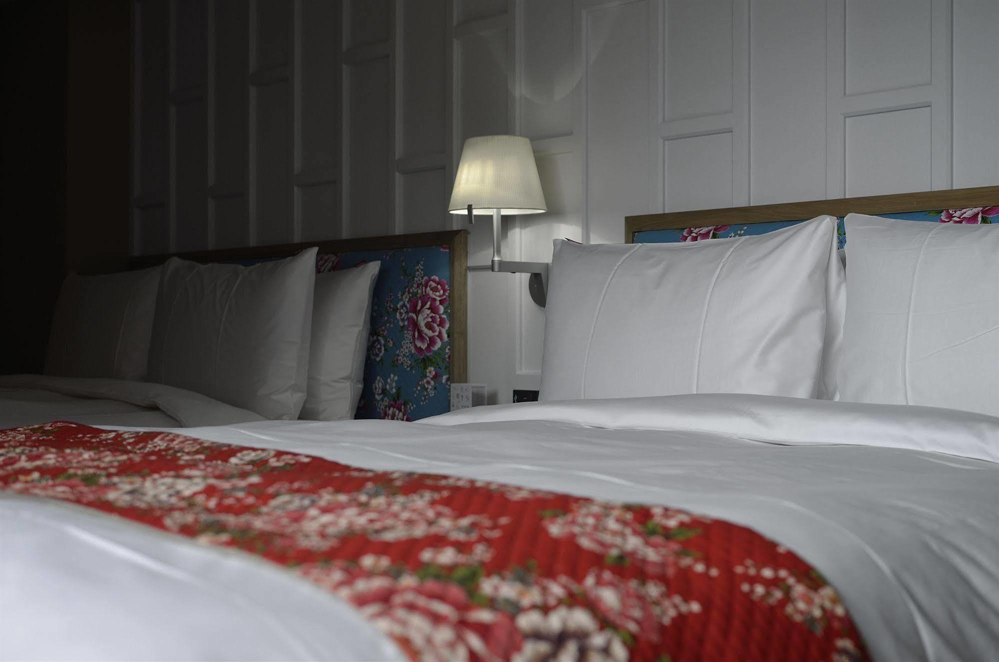 Reddot Hotel Taichung Eksteriør billede